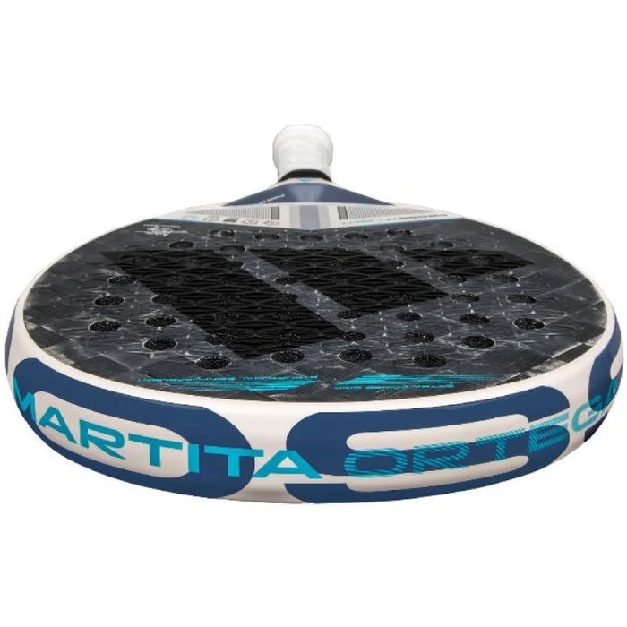 Adidas Cross It Light 3.4 2025 Marta Ortega Negra y Blanca
